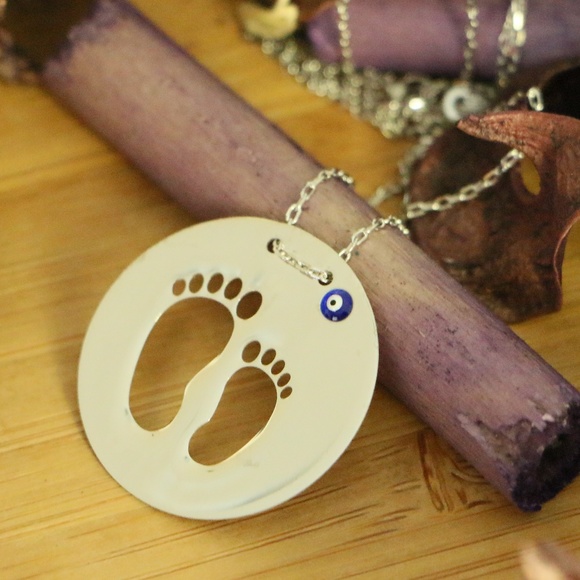 925 Sterling Silver baby feet & Evil Necklace - Picture 2 of 7